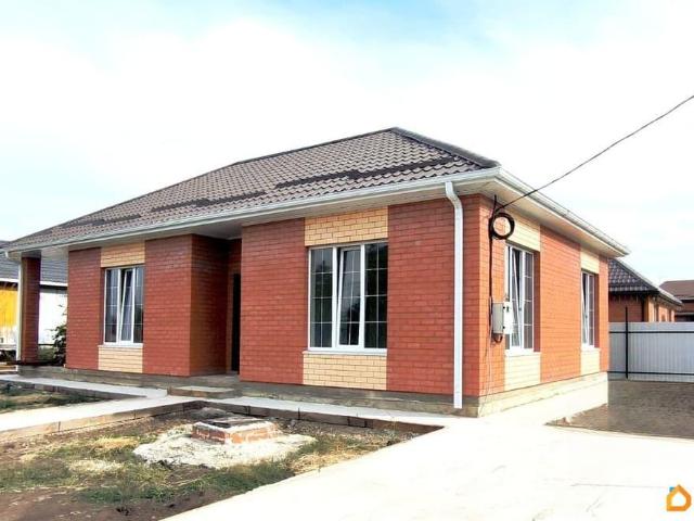 продажа загородная станица Новотитаровская улица Нахимова, 10