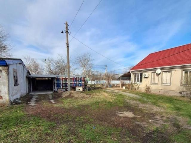 продажа загородная поселок Ахтарский улица Горького, 1