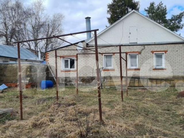 продажа загородная поселок городского типа Кромы ул. Ленина, 41