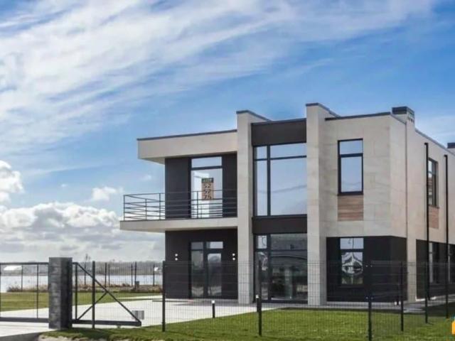 продажа загородная поселок Сокольники улица Лазурная, 3