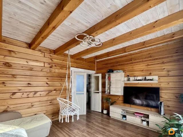 продажа загородная рабочий поселок Емельяново улица Взлетная, 18