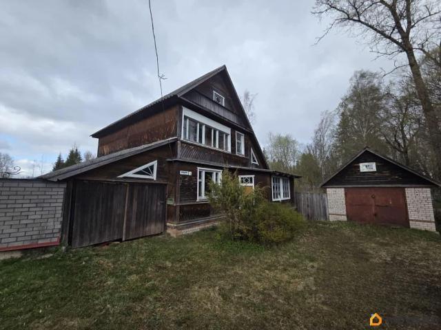 продажа загородная рабочий поселок Крестцы улица Первомайская, 1А