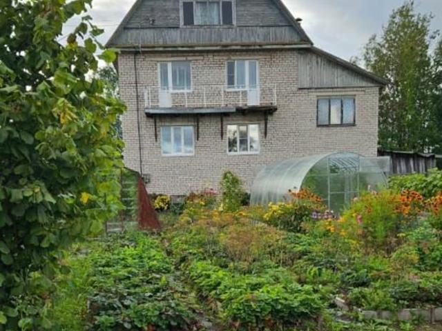 продажа загородная Чудово улица Возрождения, 5