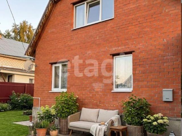 продажа загородная Юхнов Калужская улица, 18