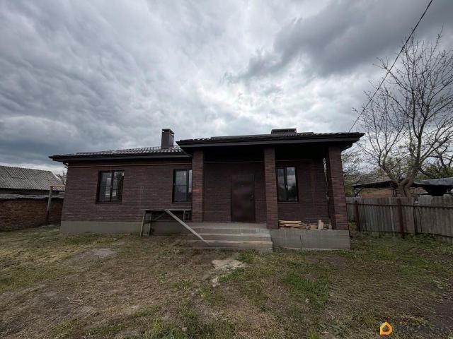 продажа загородная Зерноград улица Макаренко, 70