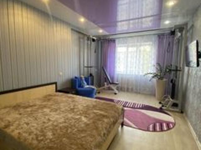 Продажа 1 комнатной, улица Победы, 9