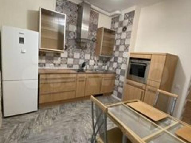 Продажа 1 комнатной, улица Розы Люксембург, 69/2