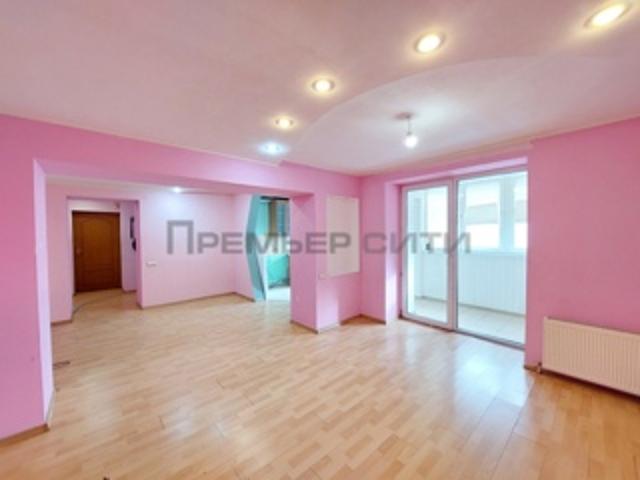Продажа 2 комнатной, улица Московская, 341