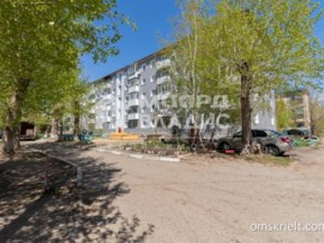 Продажа 2 комнатной, улица Нефтезаводская, 36Б