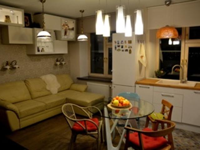 Продажа 2 комнатной, улица Авангардная, 8