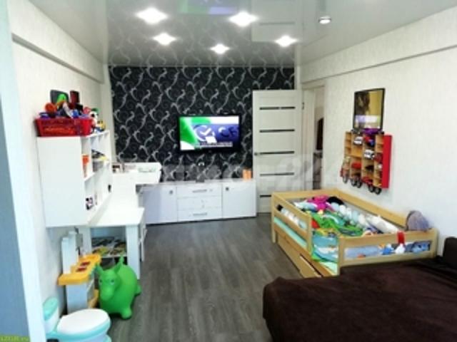 Продажа 2 комнатной, улица Бортникова, 22
