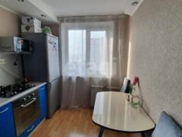Продажа 2 комнатной, улица Черепанова, 24