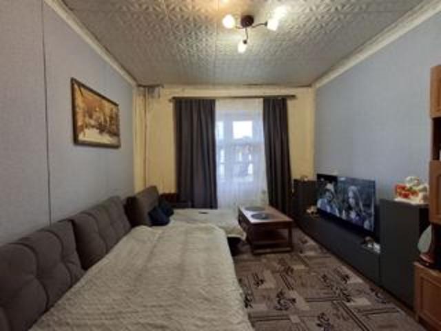 Продажа 2 комнатной, улица Горького, 4