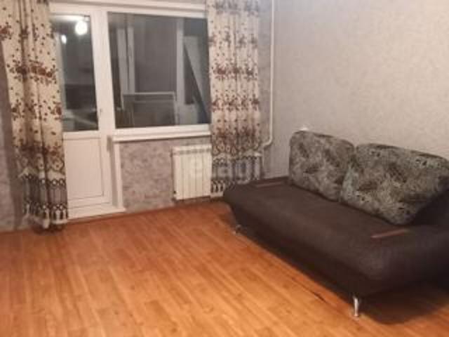 Продажа 2 комнатной, улица Строителей, 39