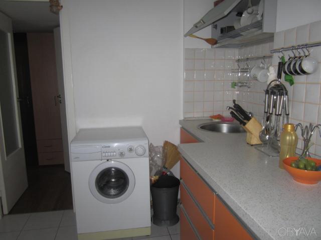 Продається двокімнатна квартира, вул. Колодязна