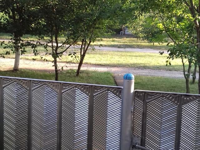 Продається 1/2 будинку