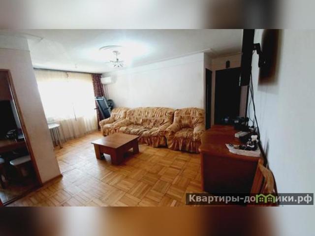 Продается 3 комнатная квартира в Нарткале площадью 60 м 2 за 3950 рублей