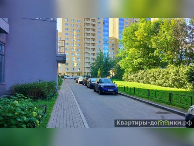 Продается 3 комнатная квартира в Санкт Петербурге площадью 77.2 м 2 за 24850 рублей