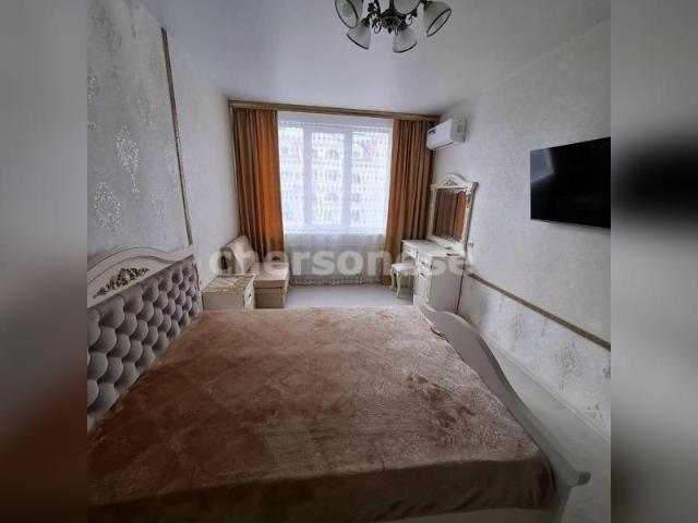 Продается 1 комнатная квартира в Севастополе площадью 43 м 2 за 12500 рублей