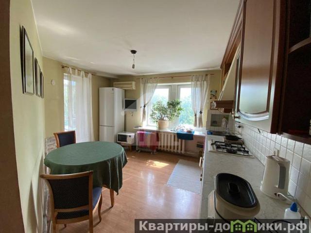 Продается 2 комнатная квартира в Ярославле площадью 71.2 м 2 за 8900 рублей