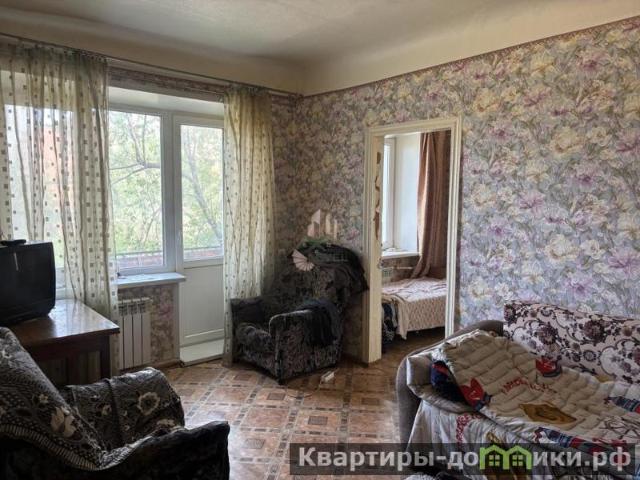 Продается 2 комнатная квартира в Энгельсе площадью 44.7 м 2 за 2500 рублей