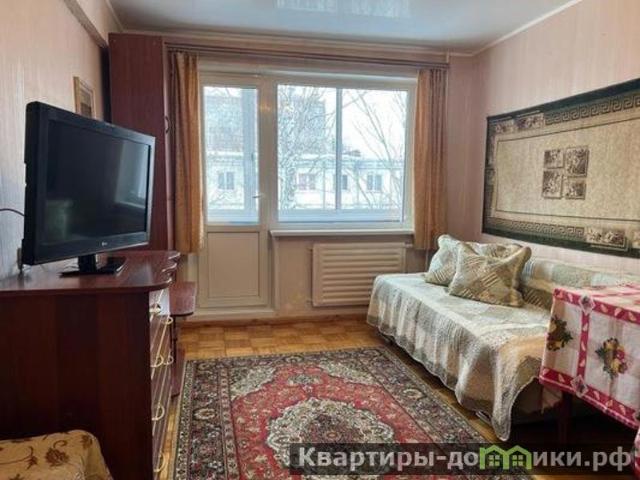 Продается 2 комнатная квартира в Ижевске площадью 44 м 2 за 3500 рублей