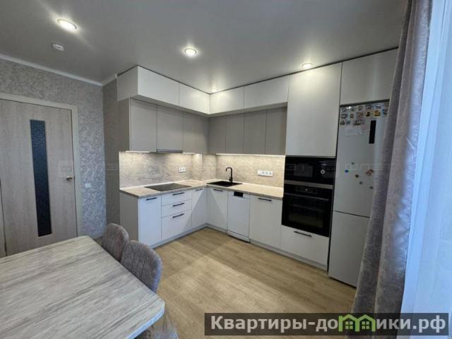 Продается 2 комнатная квартира в Казани площадью 67 м 2 за 7990 рублей