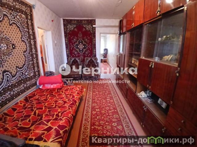 Продается 2 комнатная квартира в Ростовской области площадью 40 м 2 за 400000 рублей