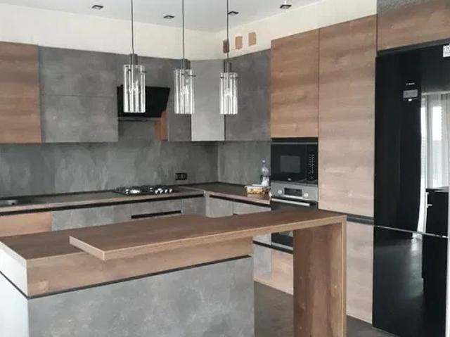 Продаєтся будинок в районі Іподрома