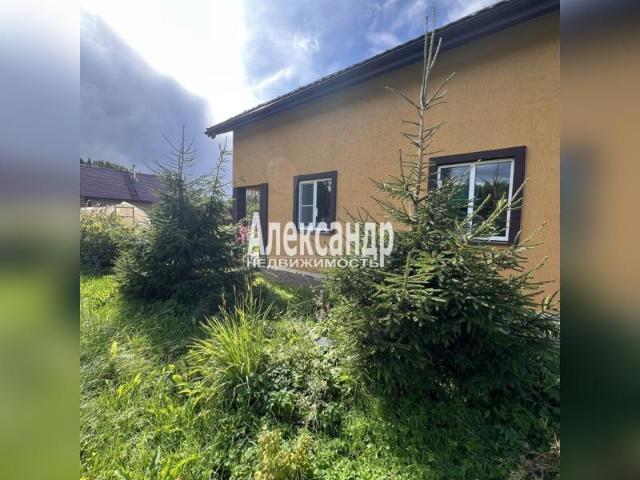 Продается дом в Ленинградской области площадью 140 м 2 за 6800 рублей