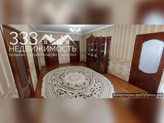Продается дом в Северная Осетия площадью 380 м 2 за 10500 рублей