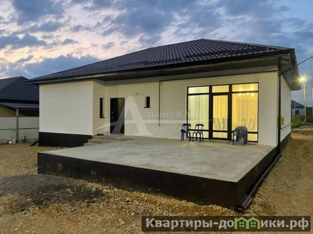 Продается дом в Ставропольском крае площадью 180 м 2 за 18000 рублей