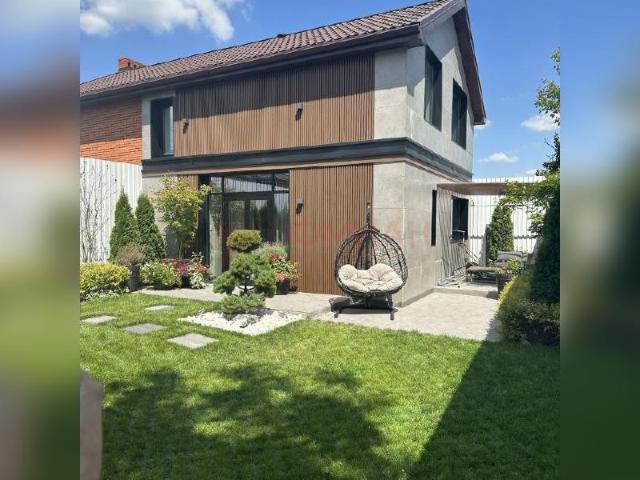 Продается дом в Ростове на Дону площадью 90 м 2 за 11700 рублей