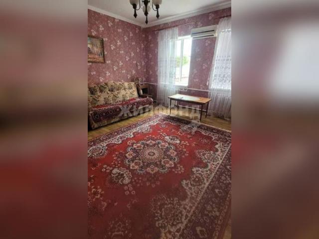 Продается дом в Зеленокумске площадью 86.7 м 2 за 4500 рублей