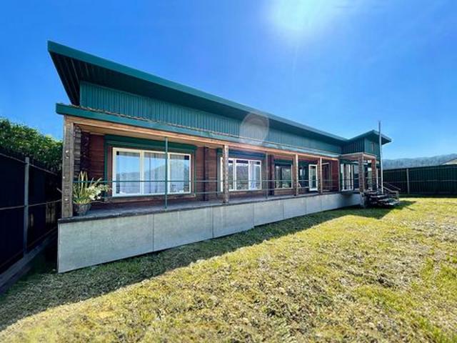 Продается меблированный дом: Манжерок