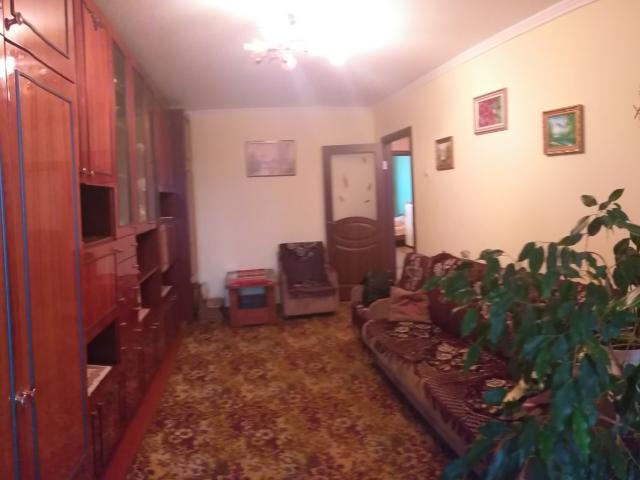Продаю 3 кім. Кв. в р ні Вокзалу
