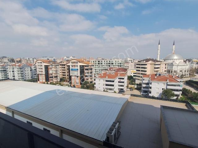 Profasor *dan 29 Ekim Özlüce De Kiralık Ofisler