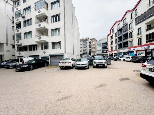 Profasor *dan Nilüfer Fethiye Meydana Çok Yakın Satılık Dükkan