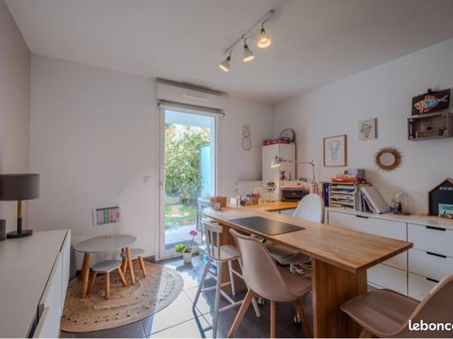 Profession libérale ou habitation T3 avec extérieur