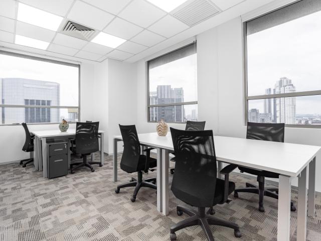 Professional office space in Regus JBCS on fully flexible terms