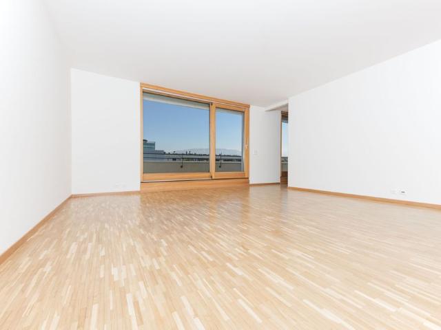 Profitez d’une superbe terrasse d’angle dans un quartier résidentiel