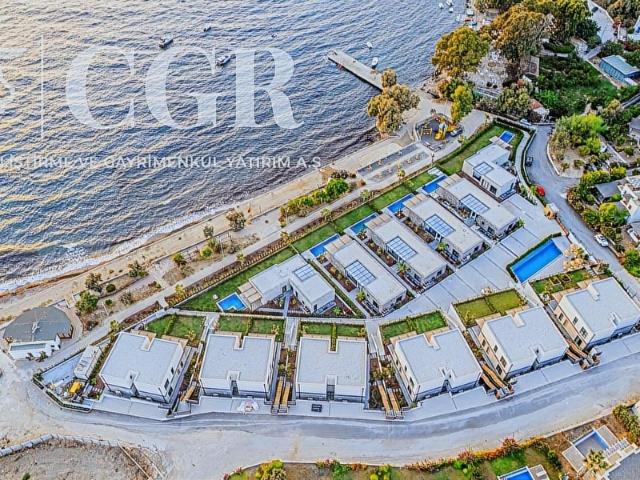 PROJE SATIŞ OFİSİ DENİZE 0 MANZARALI 5+2 PLAJLI VE İSKELELİ