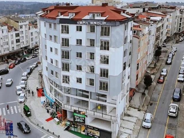 Projemax'tan Arnavutköy Merkezde Gop Cad Sıfır Fırsat Dükkanlar