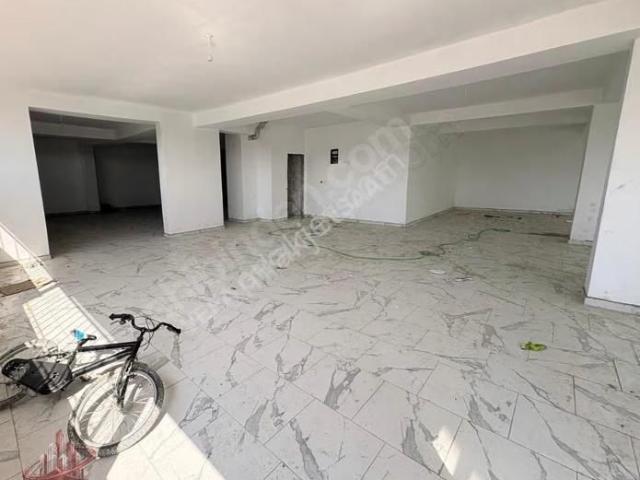 Projemax'tan Hadımköy Biruni Caddesnde Satılk 500m2 Sıfır Dükkan
