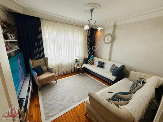 Projemax'tan İsmetpaşa Mah'de Hisseli 3+1 125m2 Ara Kat Daire