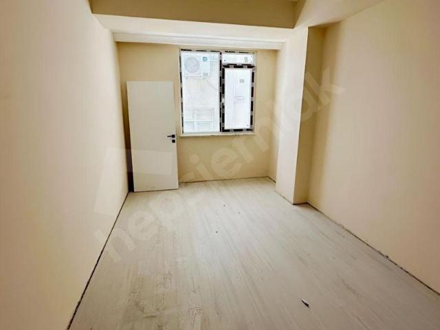 PROJEMAXTAN SULTANGAZİ 50.YIL MAHALLESİNDE 2+1 90 M2 4.KAT DAİRE