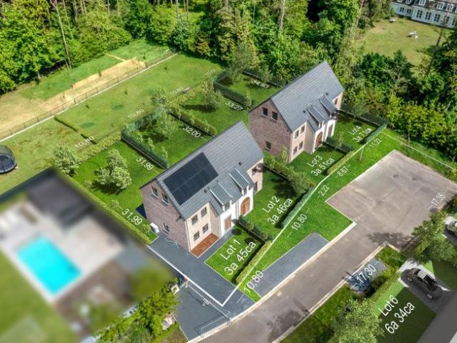 Project ’t Hoeveke: 4 houtskeletbouwwoningen en 3 bouwgrond