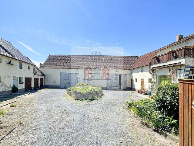 Projekt Landleben: Dreiseitenhof mit Potenzial auf XXL Grundstück