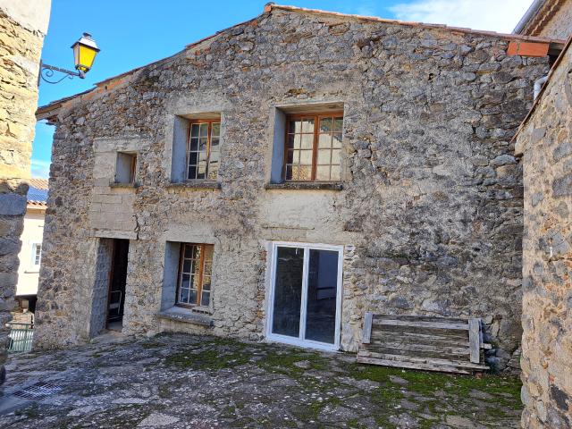 Projet de rénovation: maison en pierre 14 pièces à Ginoles