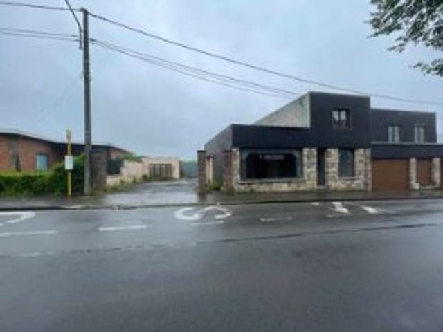 projet immobilier sur 18 aresc ancienne maison de commerce